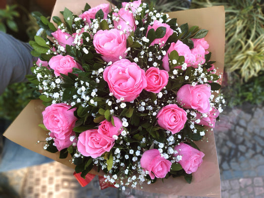 Buquê 24 rosas rosa